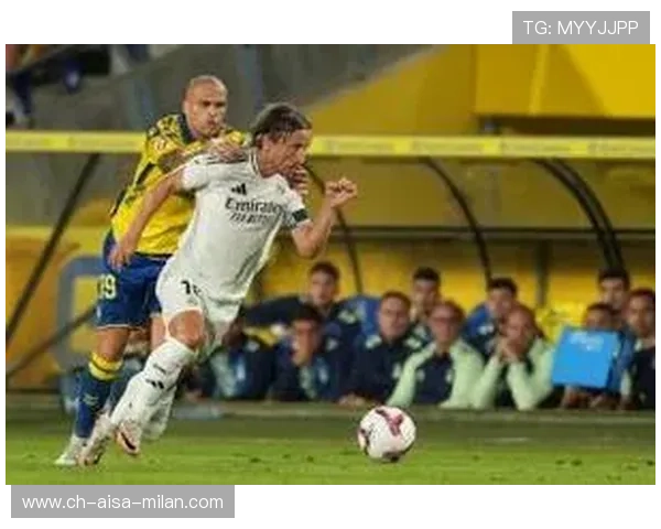 维尼修斯弧顶劲射皇马锁定胜局